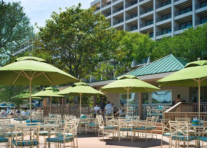 Pet Friendly hotel: Hilton Beachfront Resort & Spa Hilton Head Island