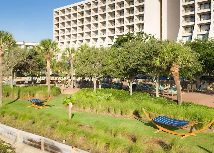 Pet Friendly hotel: Hilton Beachfront Resort & Spa Hilton Head Island